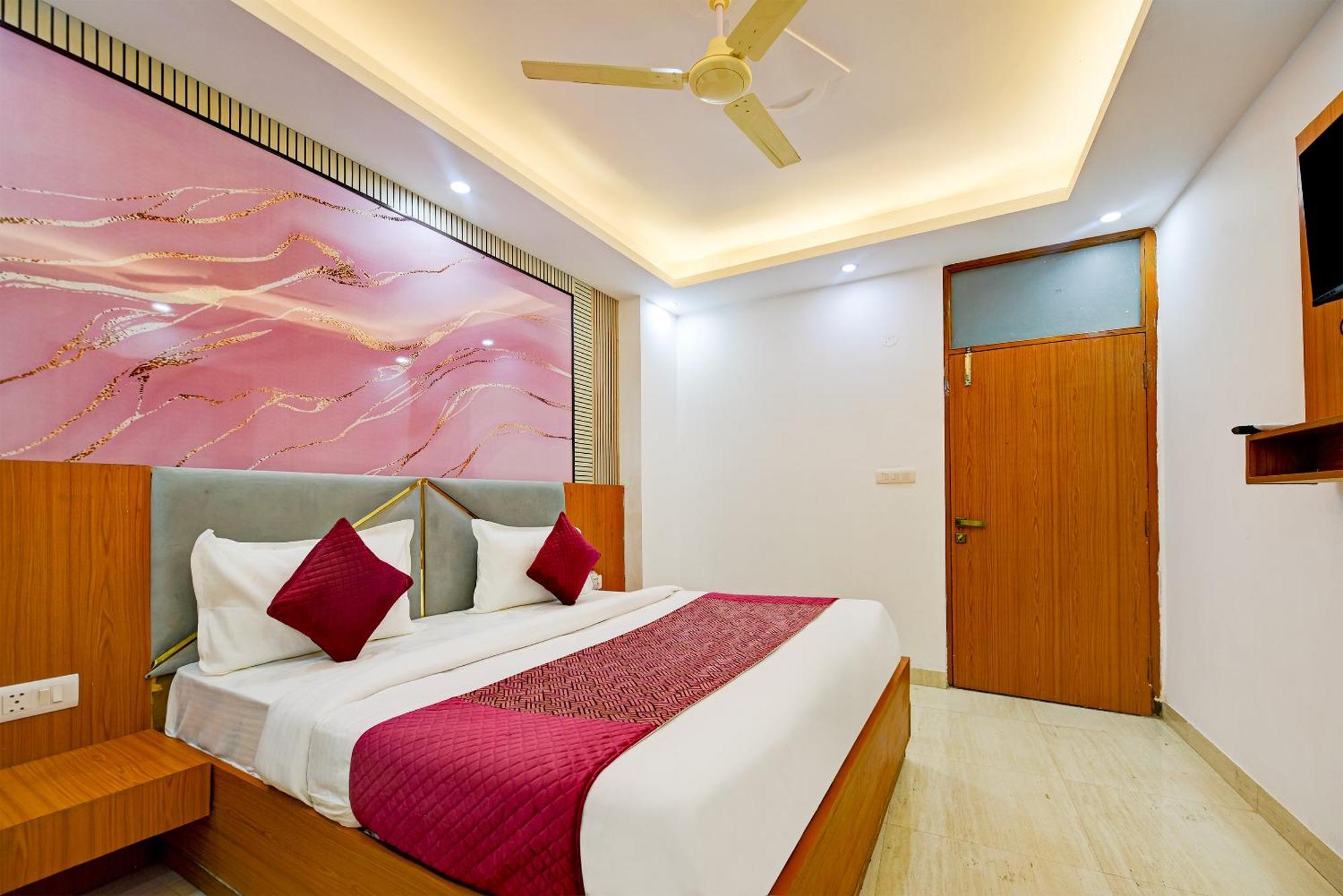 Airport Hotel Kiara - New Delhi Airport Bagian luar foto