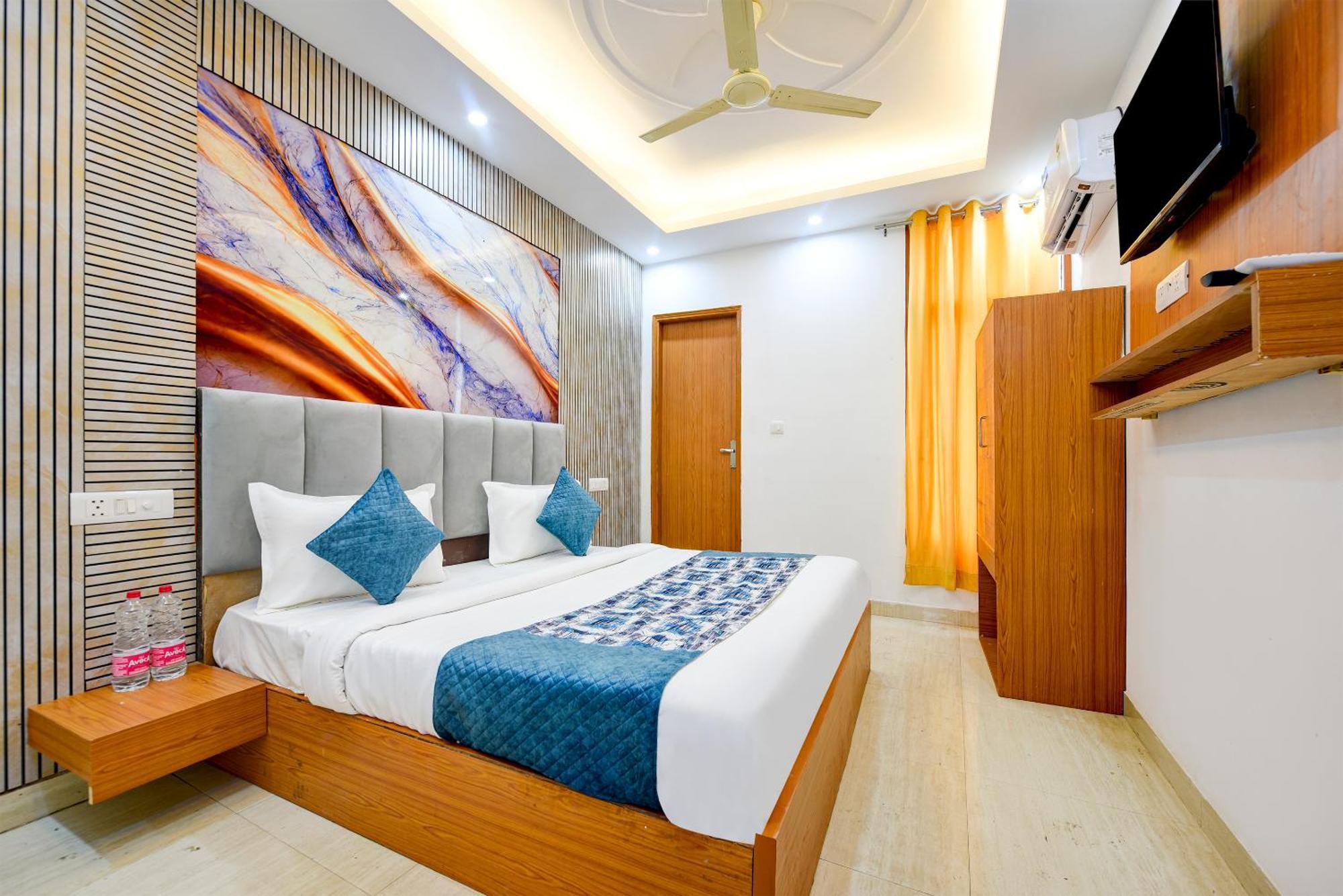 Airport Hotel Kiara - New Delhi Airport Bagian luar foto