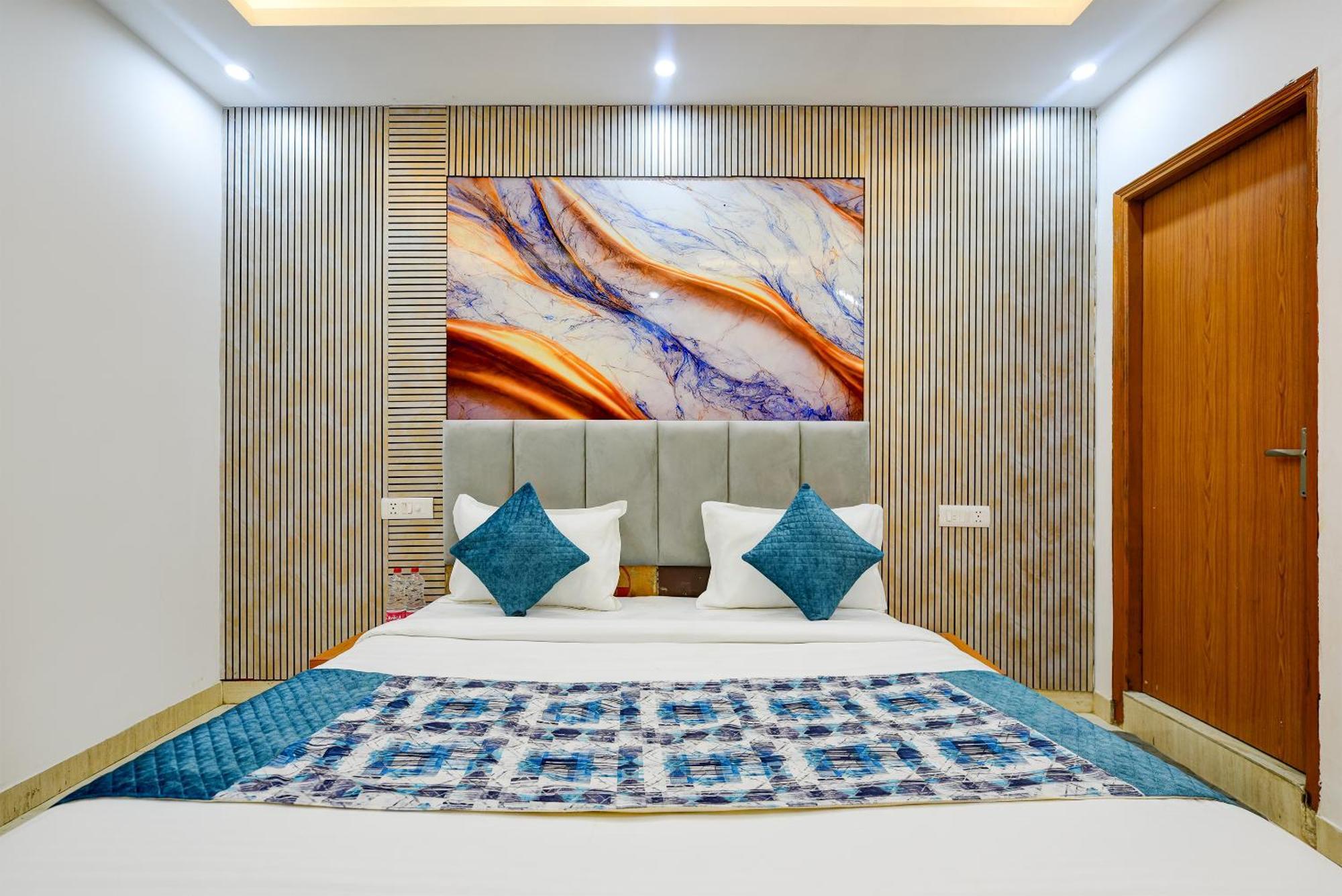 Airport Hotel Kiara - New Delhi Airport Bagian luar foto
